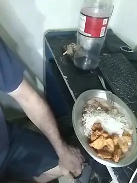 Snapshot of pikalindaxx chatting on 02.25.26 pikalindaxx online show from 02.25.26