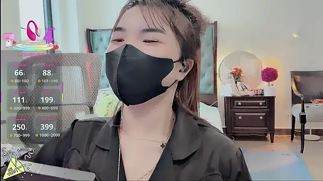 Berrysweet 68 online show from 11.30.25