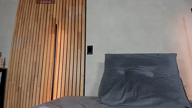 honeyhot69   online show from 11.22.25