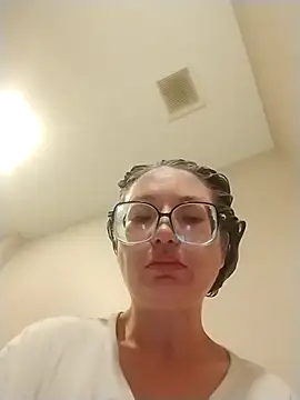 xWhoreAbleX Pika online show from 10.31.25