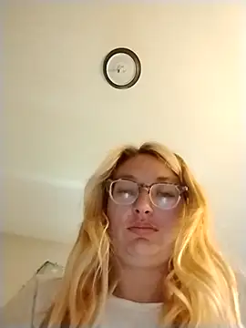 xWhoreAbleX Pika online show from 04.13.26