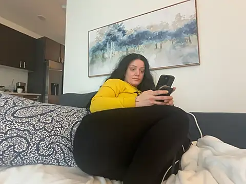 tatted-bitty online show from 03.04.25