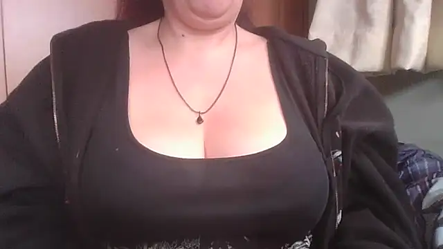 Snapshot of MissKisu chatting on 05.14.26 MissKisu online show from 05.14.26