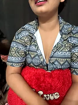 Snapshot of Magical-Couple-telugu chatting on 10.10.25 Magical-Couple-telugu online show from 10.10.25