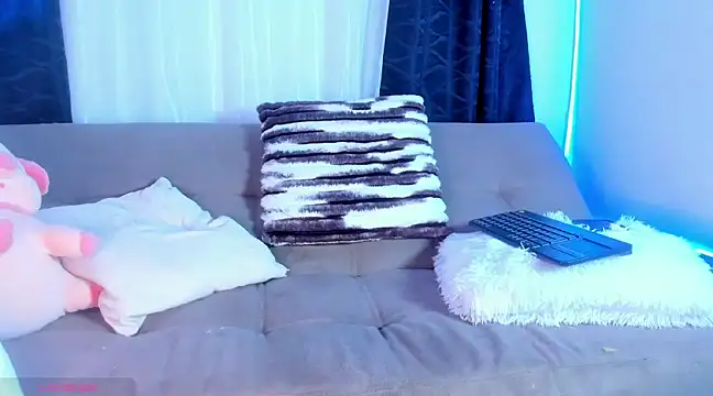 Josep Davies online show from 02.17.25