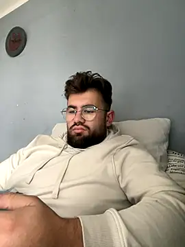 yxssxn24403 online show from 10.13.25