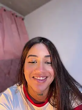 Snapshot of Little_Gaby_ chatting on 07.22.26 Little Gaby online show from 07.22.26