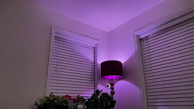 Milf Goddess online show from 04.28.26