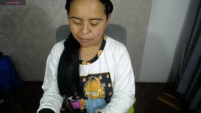 Snapshot of kendra__mamba chatting on 12.29.24 kendra mamba online show from 12.29.24