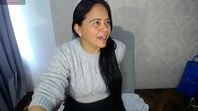 Snapshot of kendra__mamba chatting on 01.27.25 kendra mamba online show from 01.27.25