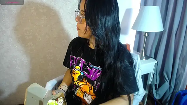 Snapshot of kendra__mamba chatting on 03.11.25 kendra mamba online show from 03.11.25