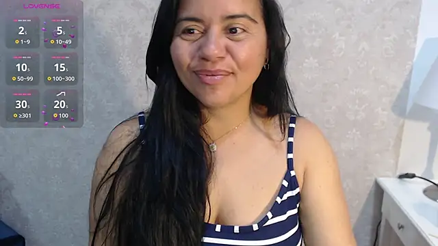 Snapshot of kendra__mamba chatting on 09.15.25 kendra mamba online show from 09.15.25