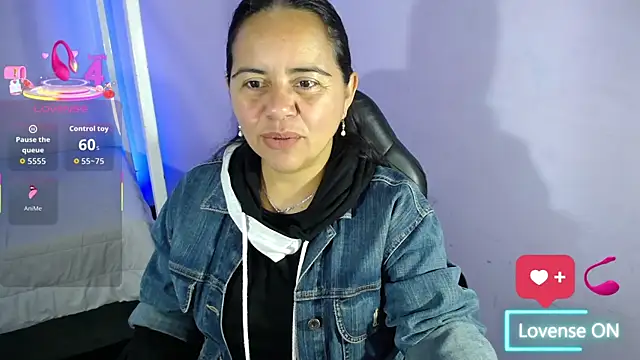 Snapshot of kendra__mamba chatting on 09.23.25 kendra mamba online show from 09.23.25