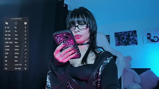 Snapshot of satanbabee chatting on 04.20.26 satanbabee online show from 04.20.26