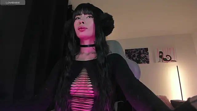 Snapshot of satanbabee chatting on 04.29.26 satanbabee online show from 04.29.26