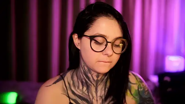 Snapshot of AcidPie chatting on 01.17.25 AcidPie online show from 01.17.25