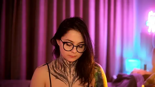 Snapshot of AcidPie chatting on 01.23.25 AcidPie online show from 01.23.25