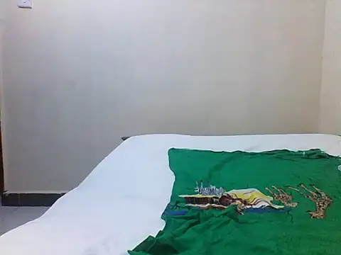 princess-cutie12 online show from 10.24.25