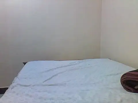 Snapshot of princess-cutie12 chatting on 05.18.26 princess-cutie12 online show from 05.18.26