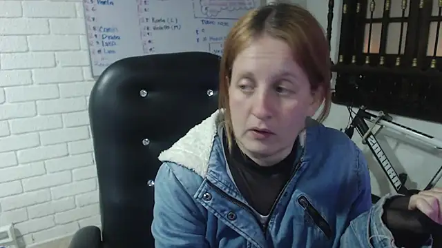 ViioletaMora online show from 02.23.25