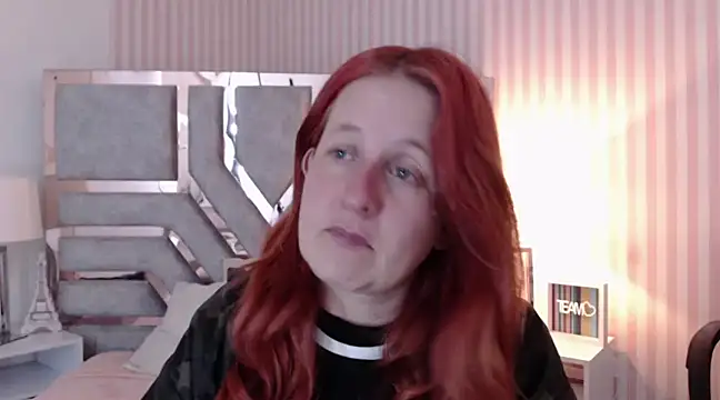 ViioletaMora online show from 03.10.25