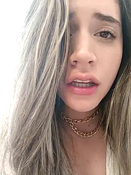 maliciaworld online show from 02.22.25