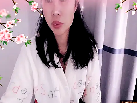 xiaoxuer online show from 12.19.24