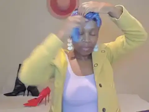 AfricanSquirtingQueen online show from 05.19.26