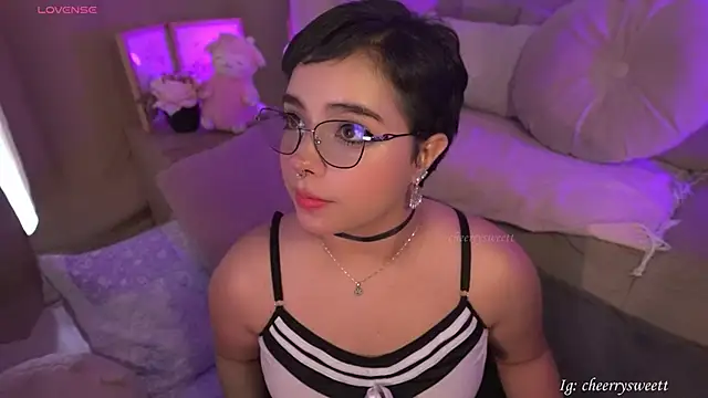 Cheerrysweett online show from 03.17.26