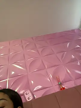 Snapshot of Ema_azel chatting on 02.12.25 Ema azel online show from 02.12.25