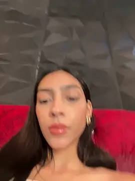 Snapshot of Ema_azel chatting on 02.28.25 Ema azel online show from 02.28.25