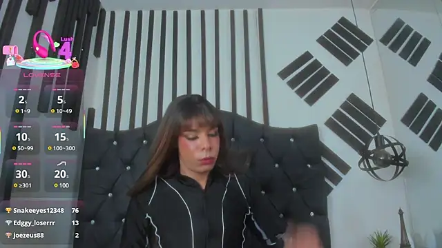 Giorgina Parado online show from 03.12.25