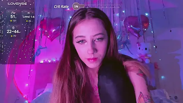 Snapshot of MelodyElf chatting on 03.11.25 MelodyElf online show from 03.11.25