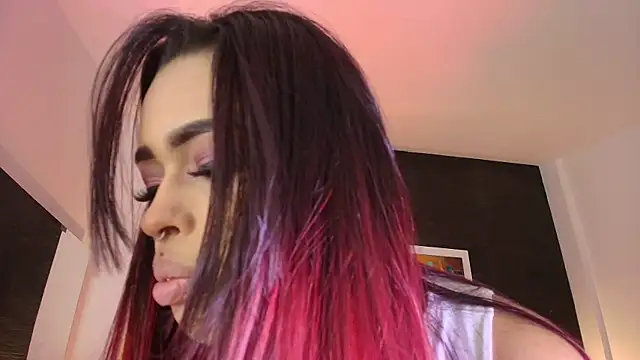 EvaaFoxxy1 online show from 05.25.26