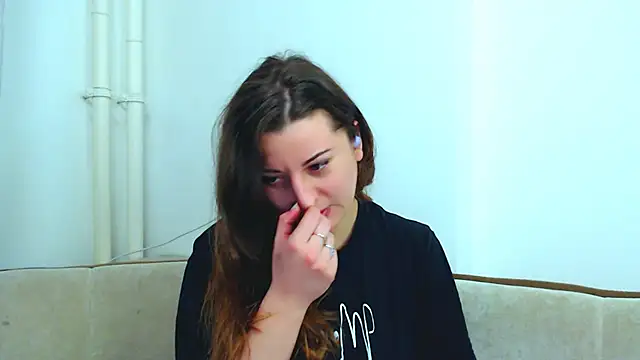 Helen Adams  online show from 01.07.25