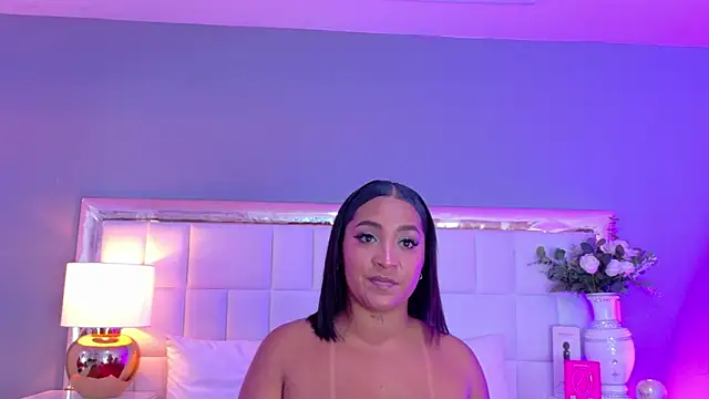 KateVenegas online show from 11.14.25