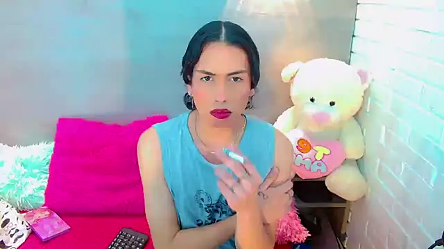 Daniela Pink  online show from 11.08.25