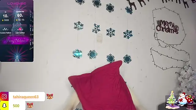 Snapshot of Tahira_21_ chatting on 12.29.24 Tahira 21 online show from 12.29.24