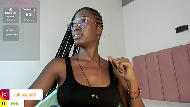 Snapshot of Tahira_21_ chatting on 05.08.26 Tahira 21 online show from 05.08.26
