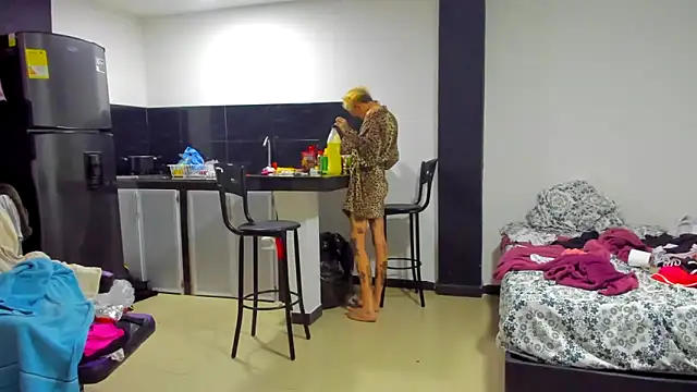 barbara anal squirt  online show from 03.13.25