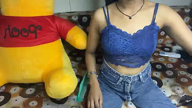 Snapshot of shuhana_ chatting on 05.15.26 shuhana online show from 05.15.26