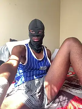 Gifttheskimaskboy online show from 08.05.26