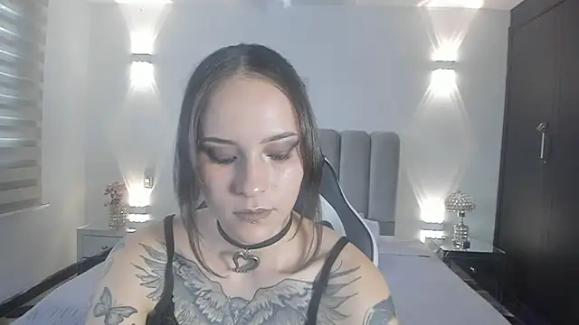 AnnyThompson  online show from 03.05.26