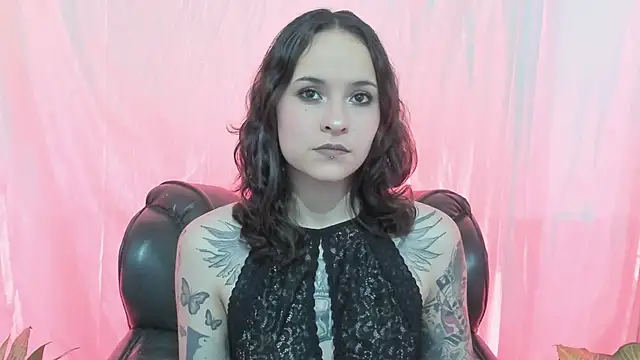 Snapshot of AnnyThompson_ chatting on 04.26.26 AnnyThompson online show from 04.26.26