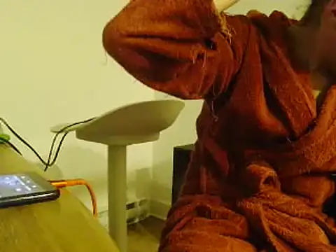 Snapshot of L0cKyseven77 chatting on 01.30.25 L0cKyseven77 online show from 01.30.25