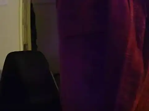 Snapshot of L0cKyseven77 chatting on 02.01.25 L0cKyseven77 online show from 02.01.25