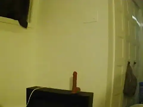 Snapshot of L0cKyseven77 chatting on 02.05.25 L0cKyseven77 online show from 02.05.25