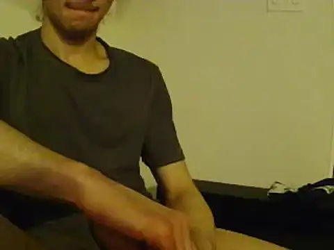 Snapshot of L0cKyseven77 chatting on 02.12.25 L0cKyseven77 online show from 02.12.25