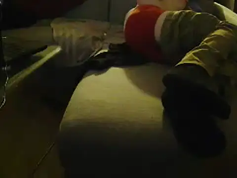 Snapshot of L0cKyseven77 chatting on 03.02.25 L0cKyseven77 online show from 03.02.25