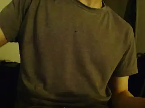 Snapshot of L0cKyseven77 chatting on 03.04.25 L0cKyseven77 online show from 03.04.25